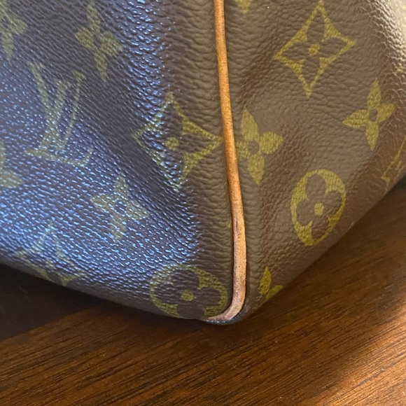 Louis Vuitton Speedy 35 handbag. - Picture 9 of 15